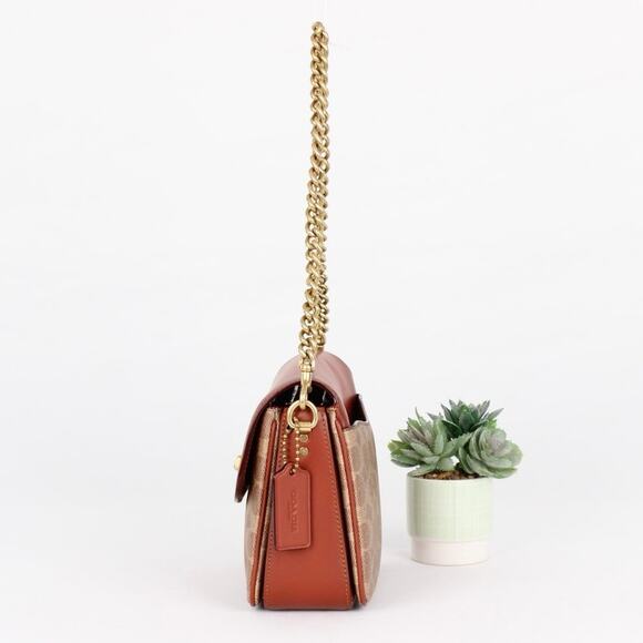 Coach Cassie Crossbody Bag 19 In Signature Canvas - Picture 4 of 10